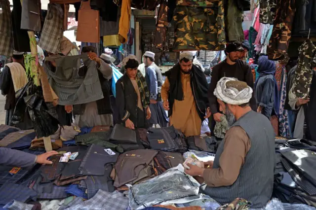 در کشور سنتی مانند افغانستان معمولا اعیاد فطر و قربان مهم ترین جشن‌های سال برای مردم به شمار می‌رود