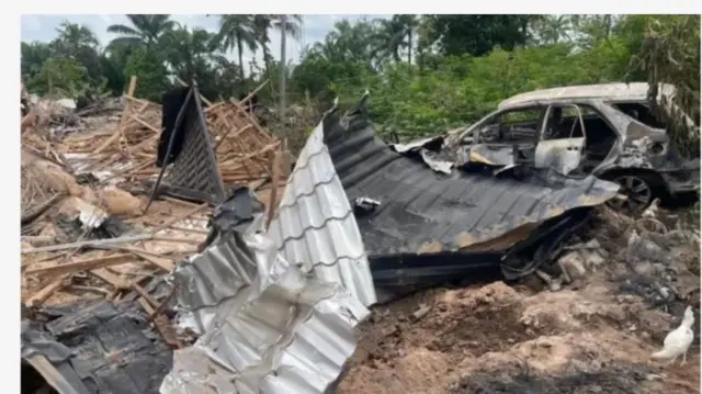 Ile Ezeani lẹyin ti ijọba wo o