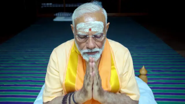 नरेंद्र मोदी