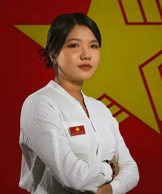 မအိသဉ္ဇာမောင်ဟာ ၂၀၂၀ ရွေးကောက်ပွဲမှာ လူ့ဘောင်သစ်ဒီမိုကရက်တစ်ပါတီကနေ ရွေးကောက်ပွဲဝင်ခဲ့ပြီး လက်ရှိမှာ NUG အစိုးရရဲ့ အမျိုးသမီး၊ လူငယ်နဲ့ ကလေးသူငယ်ရေးရာဝန်ကြီးဌာန ရဲ့ ဒုတိယဝန်ကြီးအဖြစ် တာဝန်ထမ်းဆောင်နေ