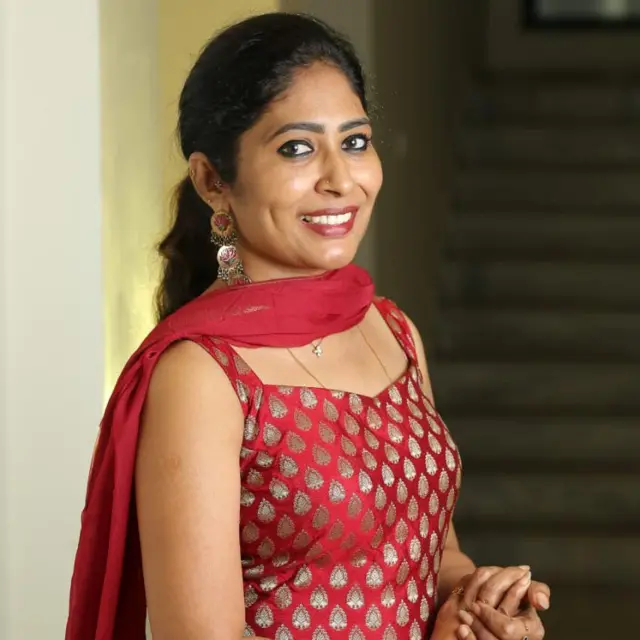 லேடி டிடெக்டிவ்