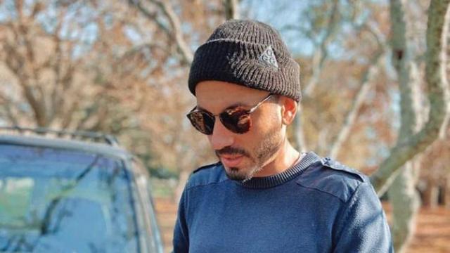 Mauricio Florez, um jovem brancof12 bet pagaóculos