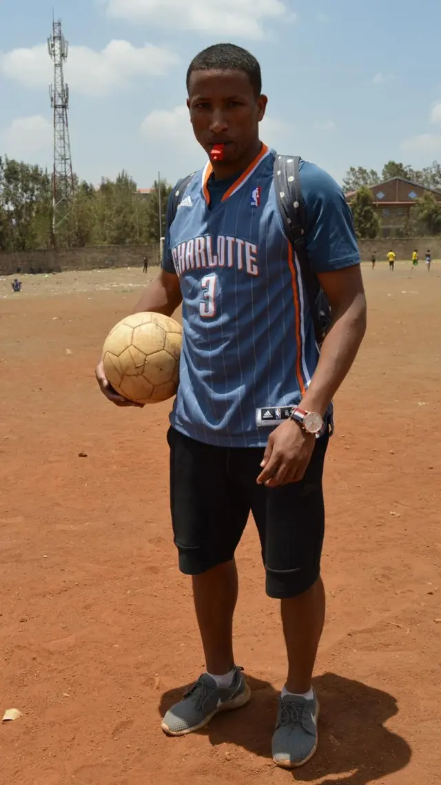 Muusaa Jamaal kubbaa qabatee