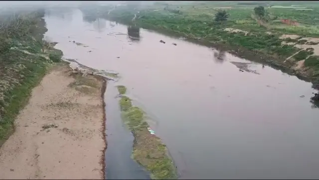 মনু নদী, ত্রিপুরা থেকে বাংলাদেশে বয়ে গেছে