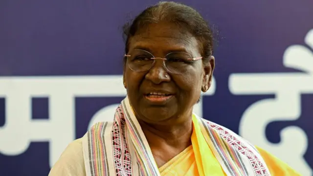ਰਾਸ਼ਟਰਤਪੀ ਦ੍ਰੌਪਦੀ ਮੁਰਮੂ