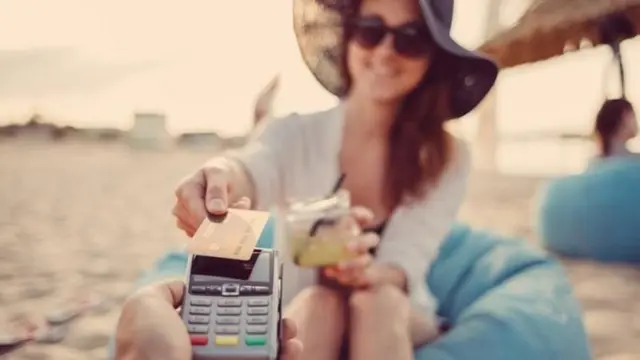 క్రెడిట్ కార్డులు 