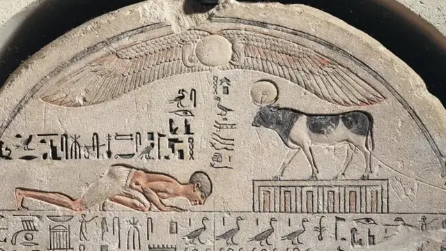 Inscriptions du Serapeum de Memphis.