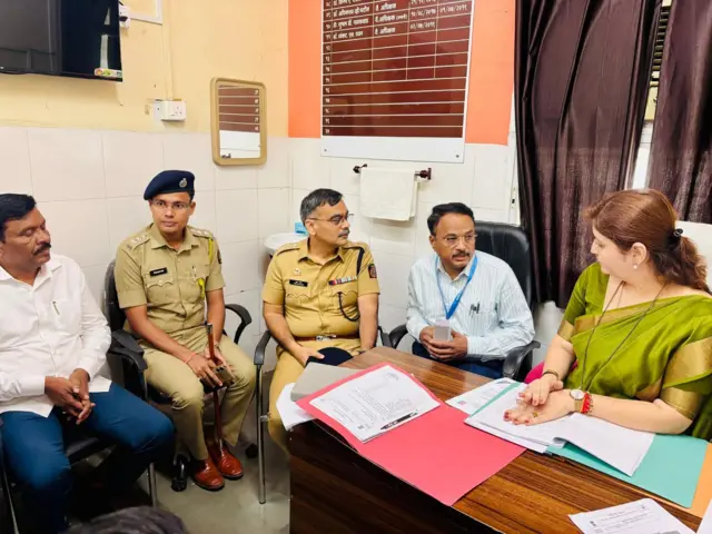  राज्य महिला आयोगाच्या अध्यक्षा रुपाली चाकणकर काय म्हणाल्या?