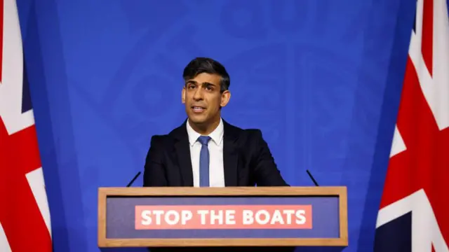 Perdana Menteri Inggris, Rishi Sunak, menerapkan kebijakan lebih ketat untuk membatasi angka migran.