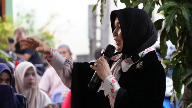 Calon Wali Kota Banda Aceh Illiza Saaduddin Djamal