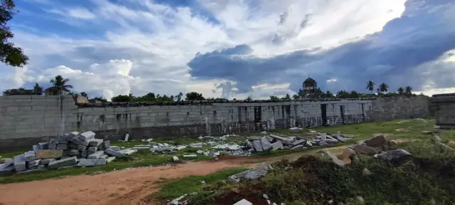 சிற்றரசன் கோப்பெருஞ்சிங்கன் என்ன செய்தார்