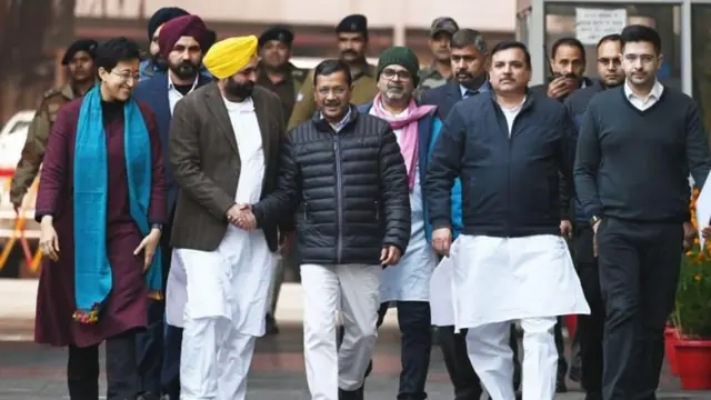 દિલ્હી વિધાનસભા ચૂંટણી 2025, આમ આદમી પાર્ટીના મુખ્ય મંત્રી અરવિંદ કેજરીવાલ, નરેન્દ્ર મોદી, દલિત અધિકાર, દલિત મત, બીબીસી ગુજરાતી, બીબીસી ન્યૂઝ ગુજરાતી 