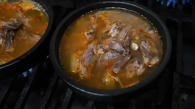 Ảnh canh thịt chó bosintang