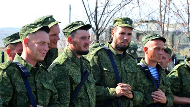 Російські мобілізовані вирушають на фронт