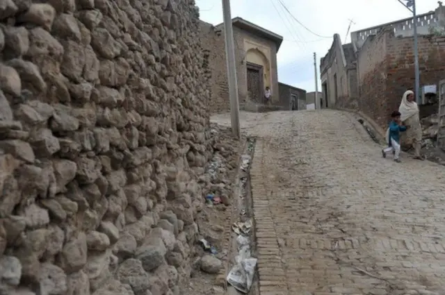 現在のパキスタンにあるガー村