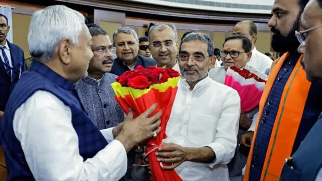 नीतीश कुमार के बिहार में 10वीं बार मुख्यमंत्री बनने पर उपेंद्र कुशवाहा ने बधाई दी. 