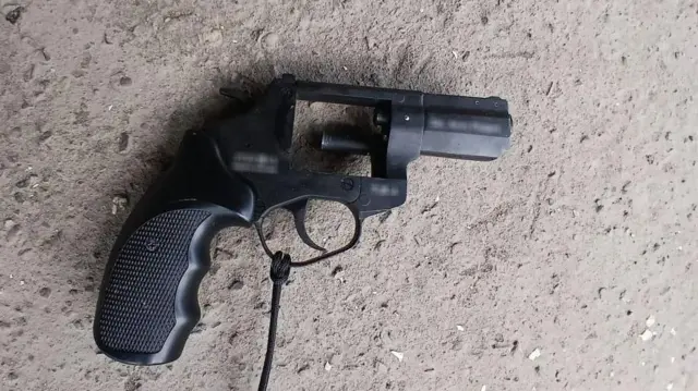 Вилучена зброя стрільця у Львові 