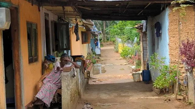 இலங்கை, வறுமை, கல்வி