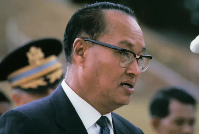 ဗိုလ်ချုပ်ကြီးနေ၀င်းခေတ် မြန်မာပြည်က ပညာတတ်တွေ ထွက်သွားခဲ့