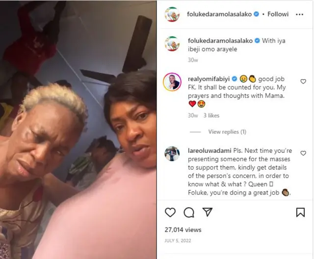 Aworan Iya ibeji omo arayele pẹlu Folukẹ Daramọla