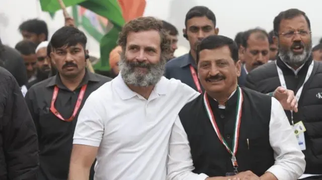 राहुल गांधी के साथ मम्मन ख़ान की फ़ाइल तस्वीर