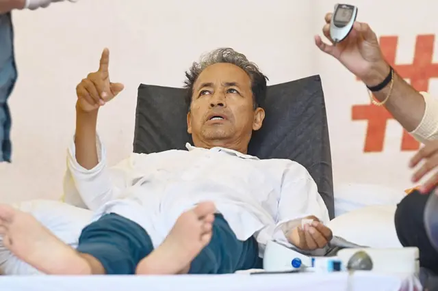 દિલ્હી જંતરમંતર, બીબીસી ગુજરાતી, સોનમ વાંગચુક
