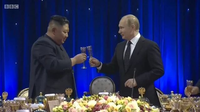 پوتین و کیم در اجلاس سران در ولادی‌وستوک در سال ۲۰۱۹