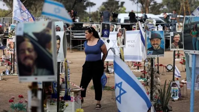 RambiRambi katika eneo la tamasha ya Nova