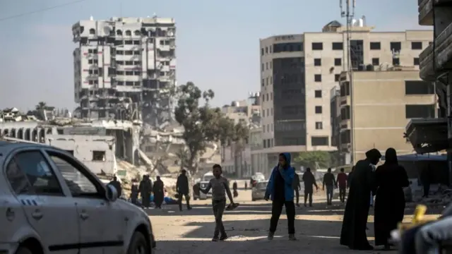 ध्वस्त भएको गाजा सहर