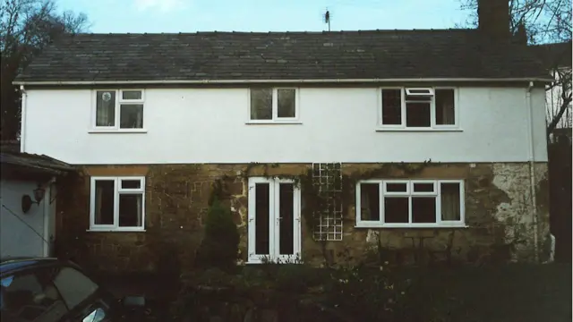 এই খামারবাড়িতে ভূত আছে বলে দাবি করেন এর বাসিন্দারা