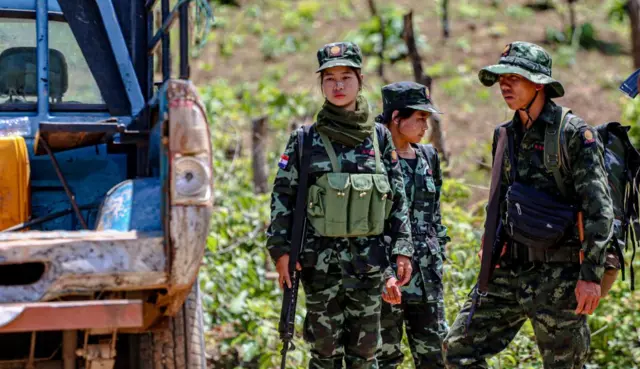 KARENNI STATE, MYANMAR - 2022/07/04: Karenni Nationalities Defence Force (KNDF) soldiers are on standby on the frontline during an armed conflict with the Burmese Army Tatmadaw.