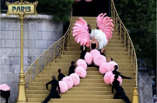 レディー・ガガさんは開会式でパフォーマンスを見せたスターの1人だった