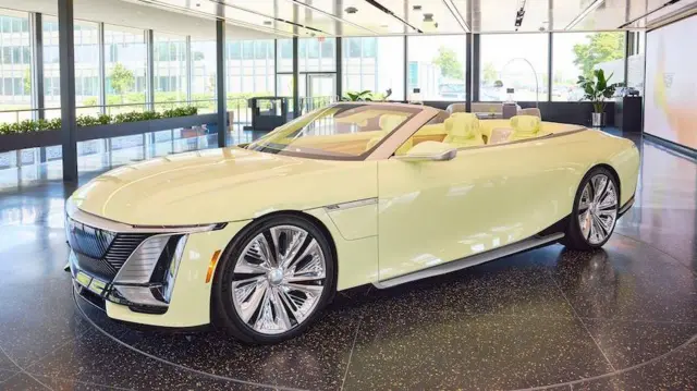 کانسپت کادیلاک سولی زیر نظر برایان نزبیت طراحی شد