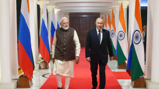 नरेंद्र मोदी