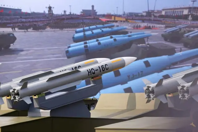 ракете на војној паради у кини