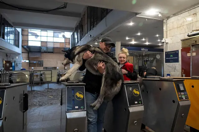 Київський метрополітен під час атаки