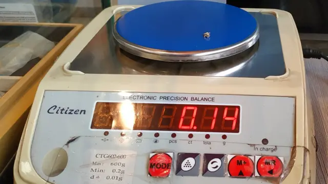 तोफेचं वजन 40 मिलीग्रॅम 