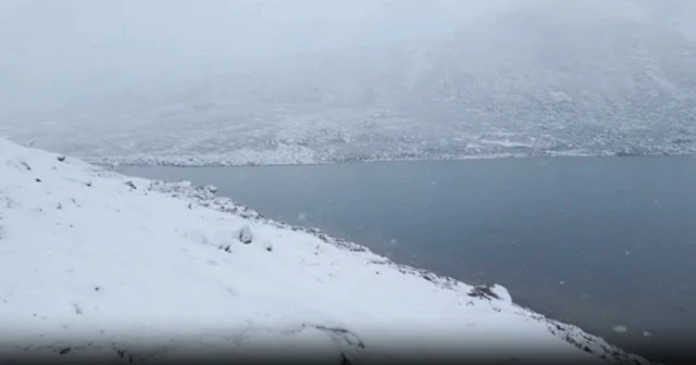 Uma vista da montanha