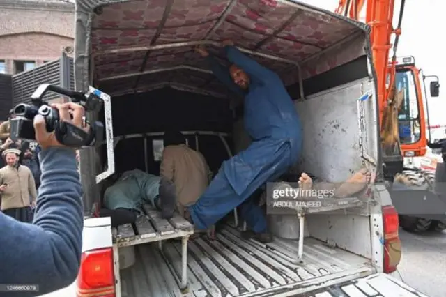 ਪੇਸ਼ਵਾਰ ਧਮਾਕਾ 