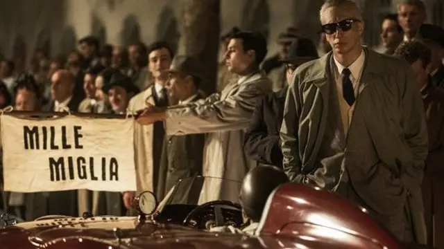 آدم درایور نقش انزو فراری را در فیلم بازی میکند