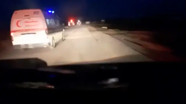 لقطة من فيديو نشره الهلال الأحمر الفلسطيني تظهر اللحظات الأخيرة من حادث قتل عمال الإغاثة بنيران إسرائيلية جنوب غزة