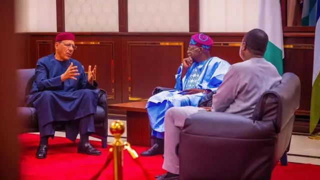 Aworan aarẹ Tinubu ati aarẹ Bazoum