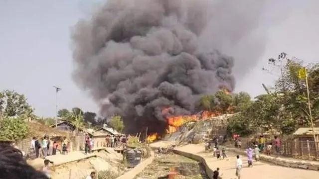 রোহিঙ্গা ক্যাম্পে আগুন। 