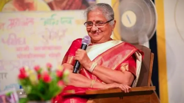 సుధామూర్తి