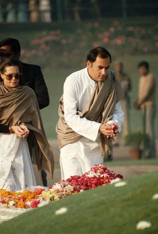 राजीव गांधी 