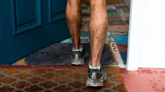 Kabaha ayaa sidoo kale xambaarsan kiimikooyin khatar ah oo xitaa kansar sababi kara.