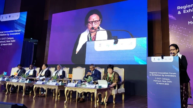 मन्त्री शर्मा 