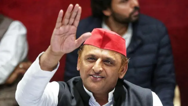 अखिलेश यादव 