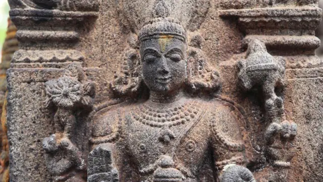 காத்தவராயன் வரலாறு, நாட்டார் தெய்வங்கள், சாதி ஆணவக் கொலை