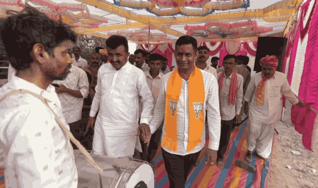 વાવ વિધાનસભા, વાવ પેટાચૂંટણી, માવજી પટેલ, ગુલાબસિંહ રાજપૂત, કૉંગ્રેસ, અપક્ષ, બનાસકાંઠા, વાવ, ભાભર, બીબીસી ગુજરાતી